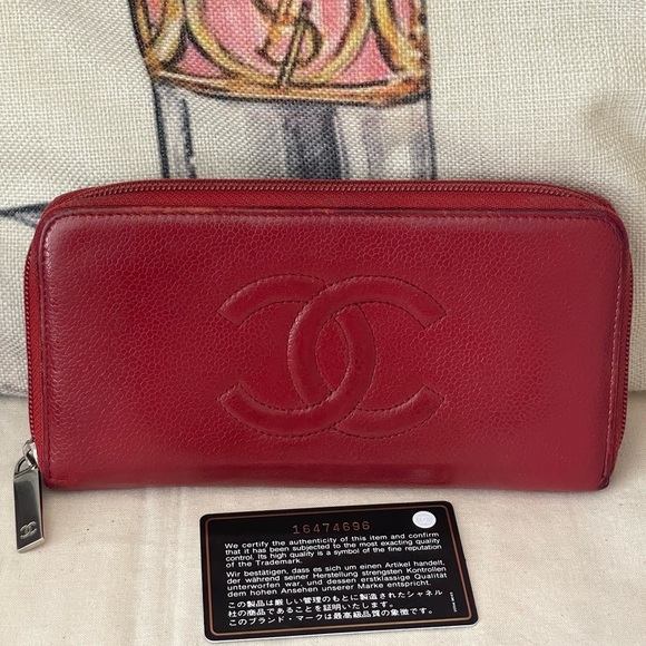 CHANEL Beautiful Caviar Large CC Timeless Zip Around Wallet in Red⭐️W/COA & CARD - Picture 4 of 17
